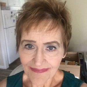 Meet your Posher, Leann